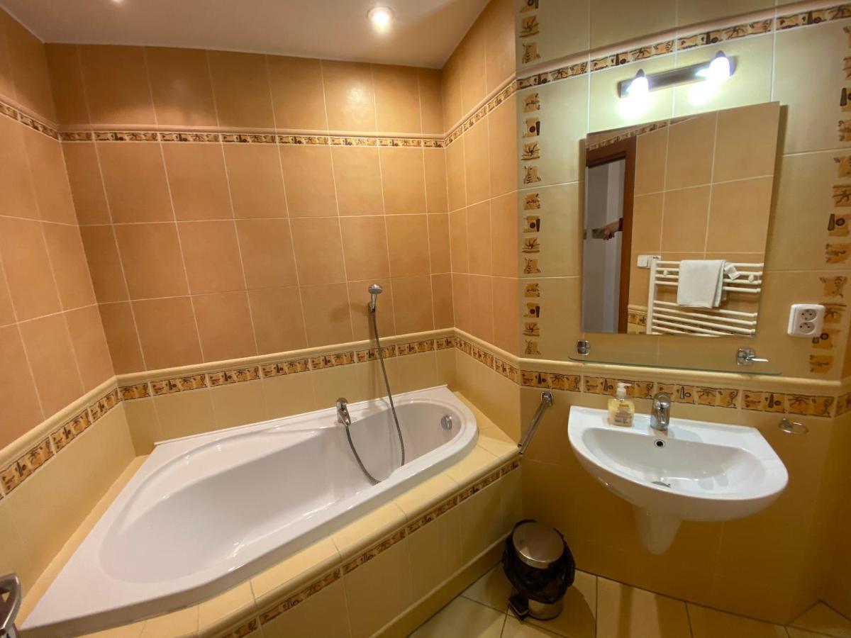 Penzion Le Monde Otel Bardejov Dış mekan fotoğraf