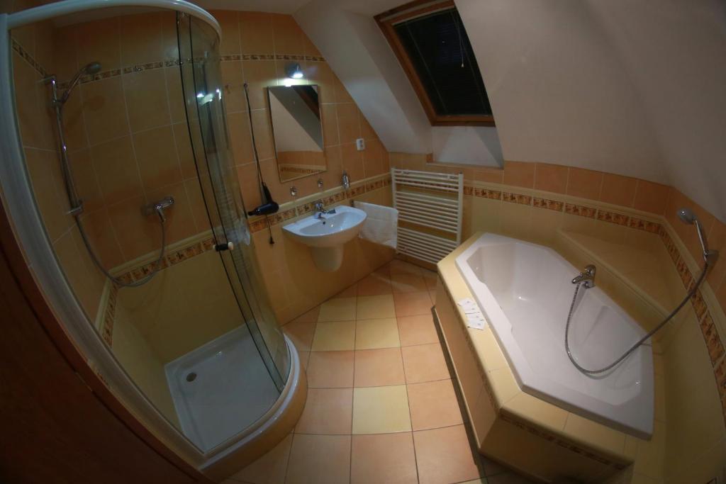 Penzion Le Monde Otel Bardejov Dış mekan fotoğraf